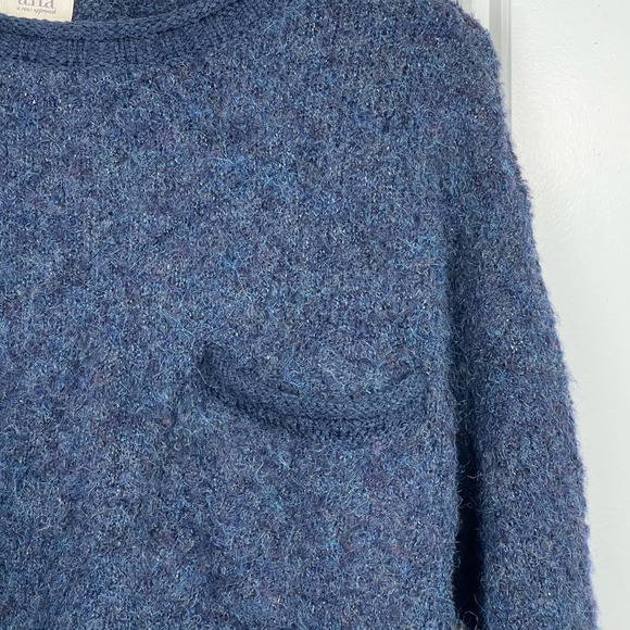 A.N.A. WOOL BLEND Mermaid Fuzzy Pocket Long Slv Distressed Sweater Side Slits M - Picture 7 of 9
